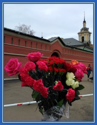 Записки святой Матроне к 16 ноября - отвезены 2 Букет цветов
