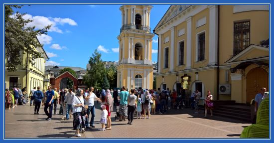 Паломничество в Покровскую обитель 6 августа 2017 1 Покровский монастырь. Чудотворная икона блаженной Матроны