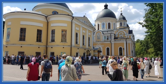 Поездка к св. Матроне накануне Петрова поста 1 Покровский монастырь