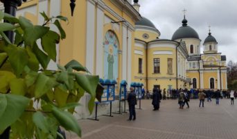 Паломничество в Сергиевский храм, Сретенский и Покровский монастыри