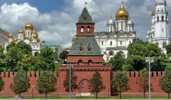 19 июля в истории. Закладка Тайницкой башни