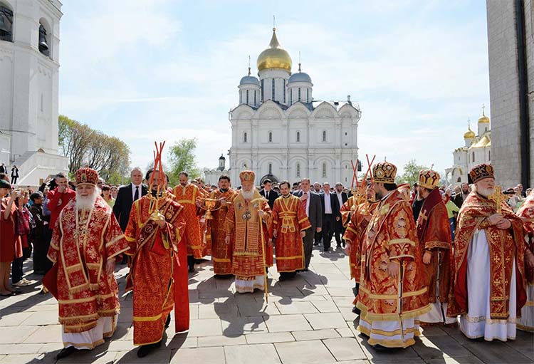 Пасхальный крестный ход