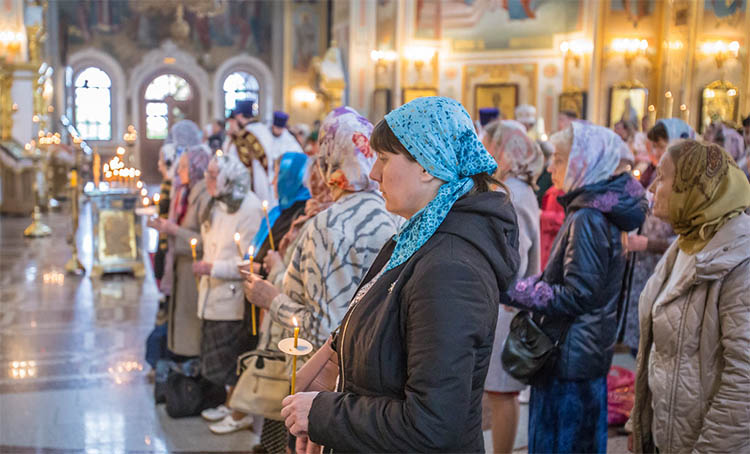 На Богослужении в Троицкую родительскую субботу