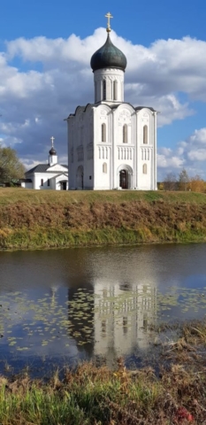 09. tserkov pokrova na nerli 498x1024