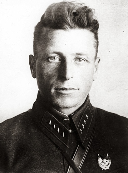 Пограничник Никита Карацупа