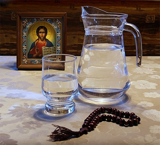 Святая вода