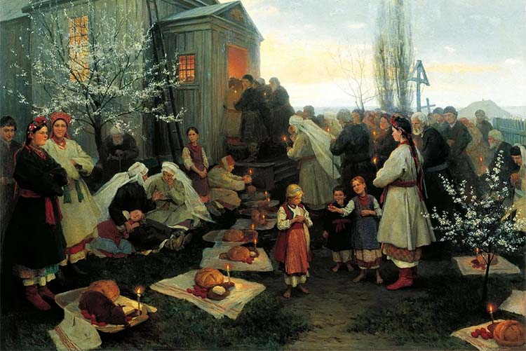 Возле храма на Пасху на Руси