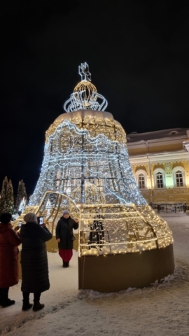 12. Rozhdestvenskiy TSar kolokol