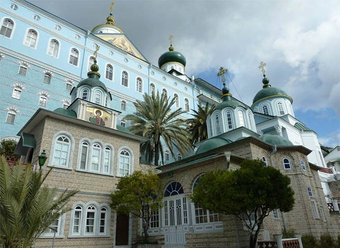 Пантелеимонов монастырь 7 Покровский храм в обители Святого Пантелеимона