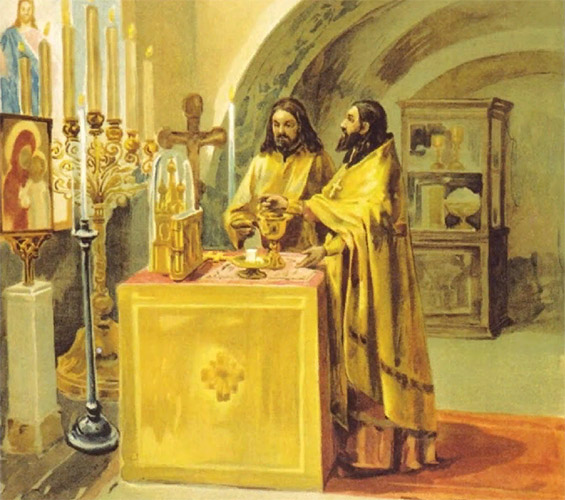 Священник в алтаре