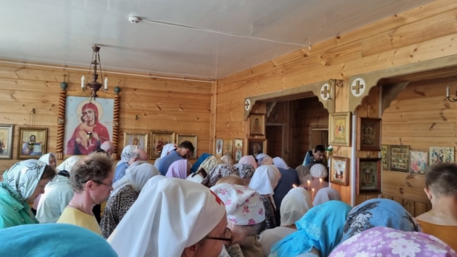 14. Литургия. Каждение храма 14. liturgiya. kazhdenie hrama