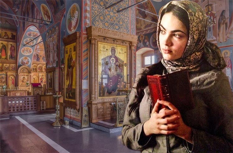 Женщина в храме