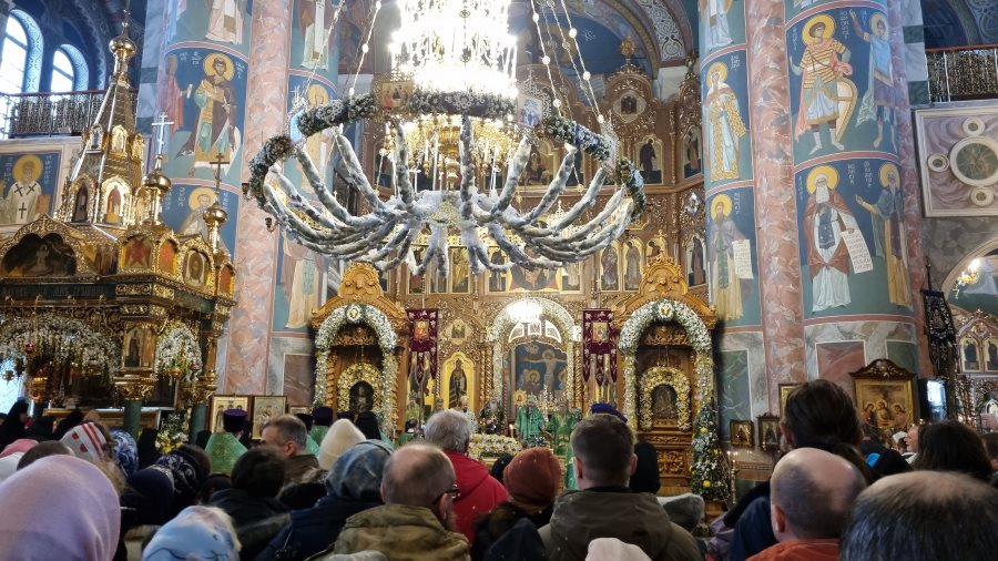 В Дивном Дивееве у батюшки Серафима. Рассказ