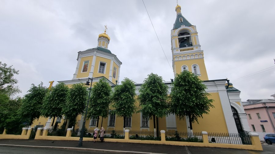 Свято-Ильинский храм на Обыденном переулке