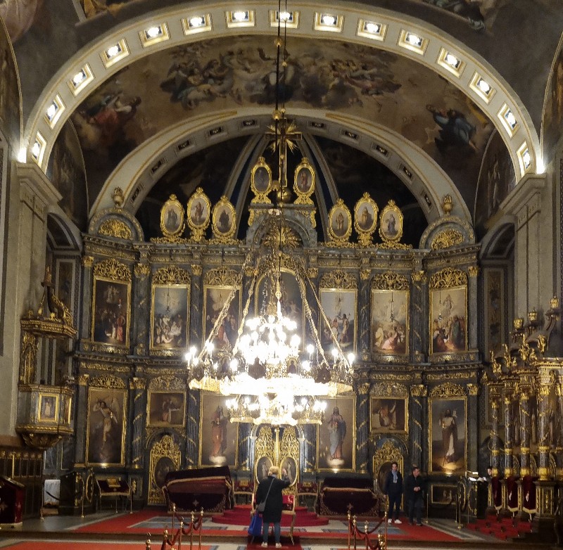 2-й день в Сербии - Сретение Господне 🙏 19 Колокольня собора Архангела Михаила и внутренний вид