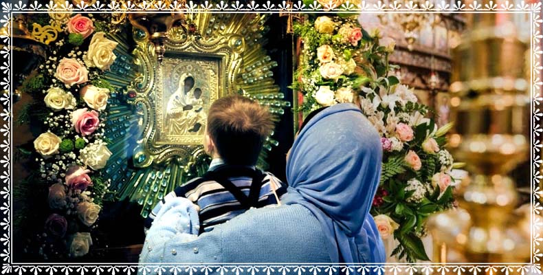 Перед Урюпинской иконой Богородицы