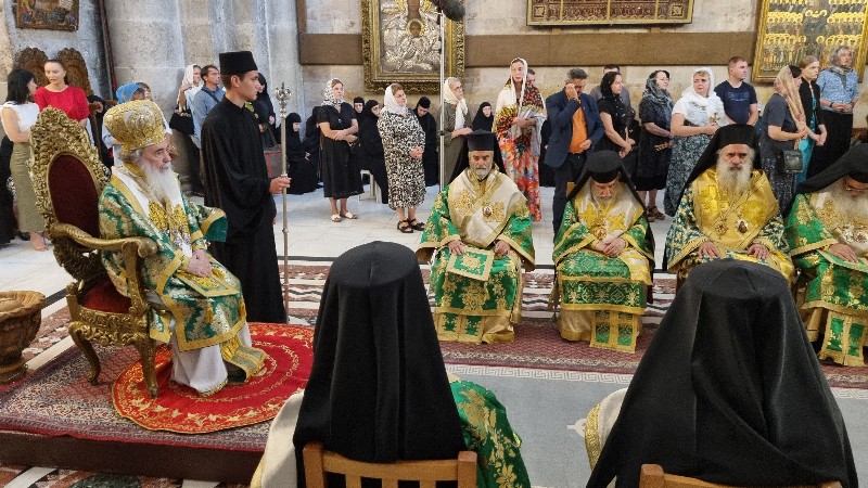 Патриаршая Литургия в Храме Гроба Господня