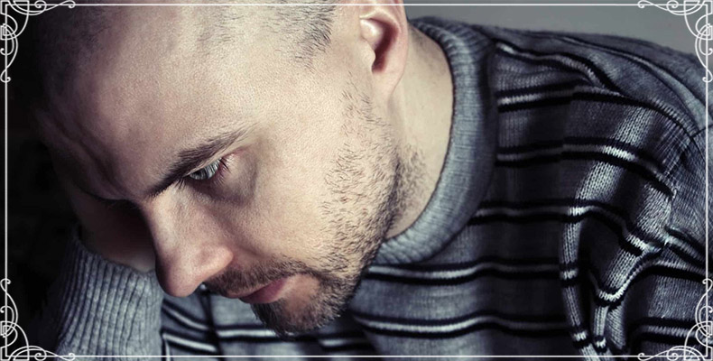 Почему Бог попускает тяжелые падения и ошибки? 2 Задумчивый мужчина